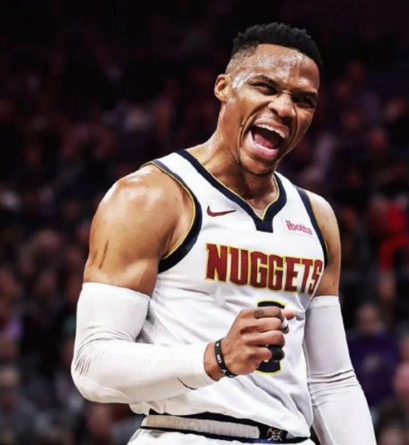 网球ATP年终总决赛：辛纳夺冠（辛纳问鼎ATP年终总决赛）