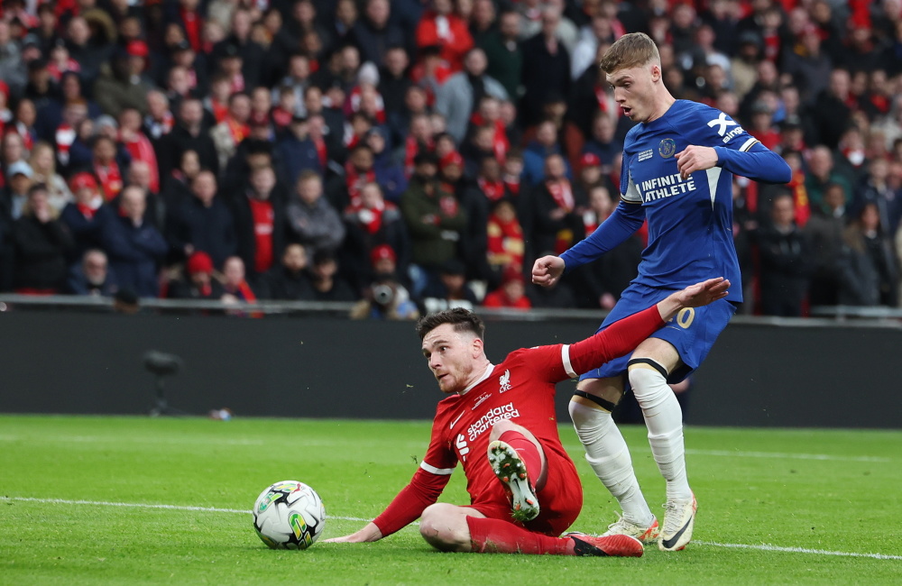 莱切vs都灵：班达、法尔科内首发，切-亚当斯、弗拉希奇出战（莱切迎战都灵：班达、法尔科内先发，切·亚当斯与弗拉希奇登场）